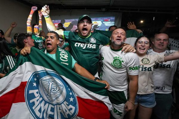 Confira imagens da festa da torcida palmeirense em Vitória após o título do Campeonato Brasileiro 2023 por Vitor Jubini