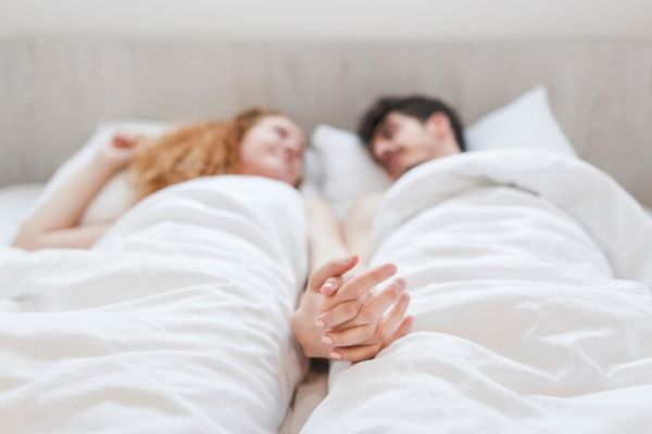 Demissexual | casal na cama