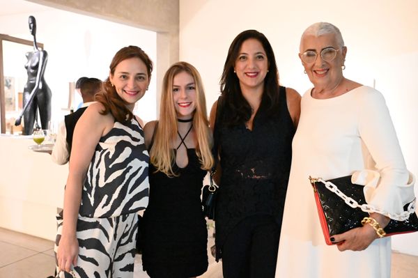 Luisa Simões Juliana Simões, Fabiana Rizk e Simone Rizk 