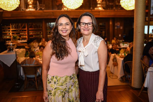 Chrisciana Oliveira e Mariana Martins 