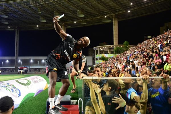 Racha do Maneirinho agitou a galera no Kleber Andrade por Vitor Jubini