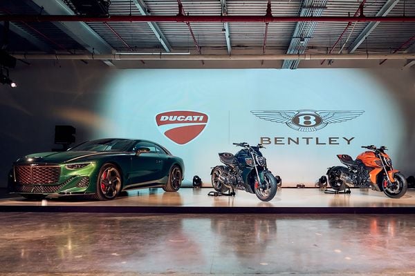 Diavel for Bentley, moto da Ducati com a Bentley