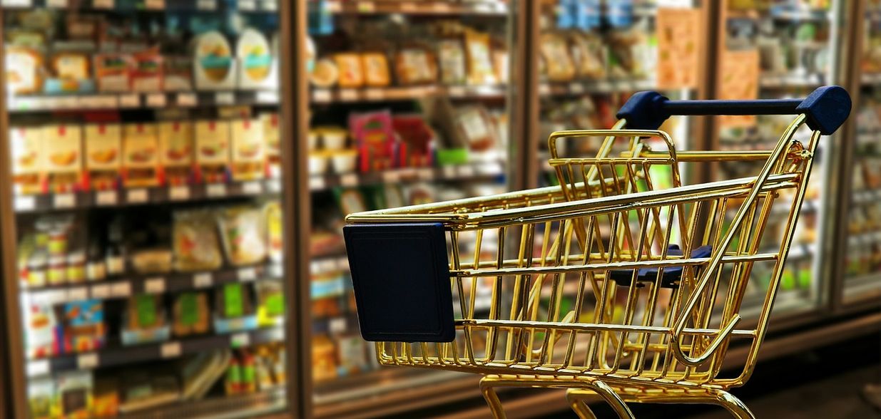 A decisão vale, pelo menos, até 31 de outubro deste ano, quando as categorias voltarão a discutir as regras da Convenção Coletiva de Trabalho