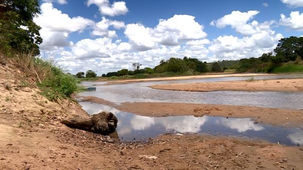 undefined por Raphael Verly