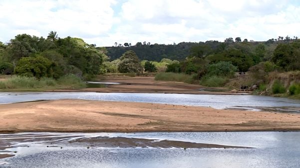 undefined por Raphael Verly