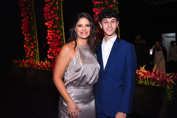 Talita de Pinho e o filho Luca