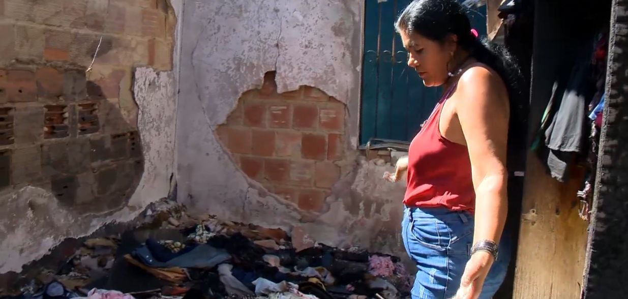 A Gazeta  Muro em estacionamento ameaça desabar em Cariacica