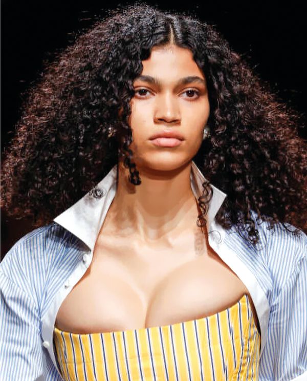 Raynara Negrine por Divulgação