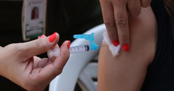 Devido à limitação do número de vacinas disponíveis, regiões com maior incidência da doença terão prioridade no recebimento das doses