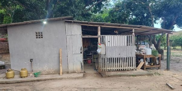 Fábrica clandestina de armas de fogo caseiras na zona rural de Cariacica