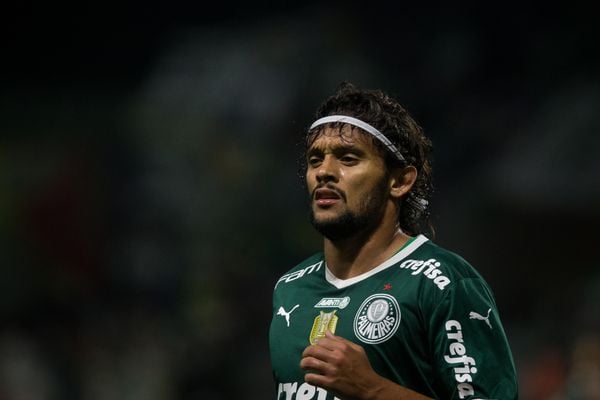 Sport acerta venda de Gustavo por R$ 13 milhões para o futebol árabe, e  meia viaja neste sábado, sport