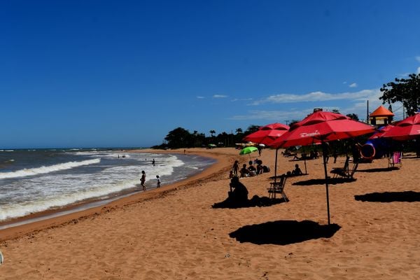 Praia de Manguinhos, na Serra