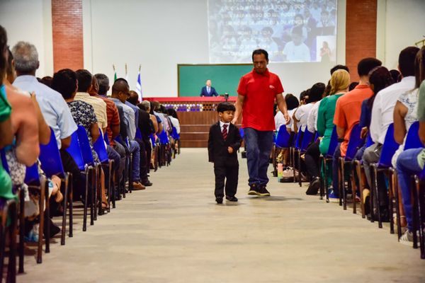 Formatura de instrumentistas e intérpretes de Libras da ICM por Rodrigo Gavini