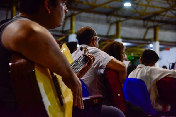 Formatura de instrumentistas e intérpretes de Libras da ICM por Rodrigo Gavini