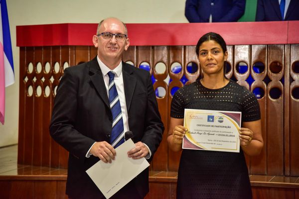 Formatura de instrumentistas e intérpretes de Libras da ICM por Rodrigo Gavini