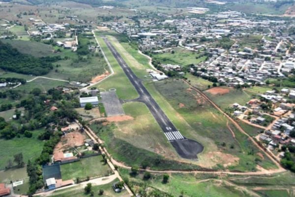 Segundo o governador Renato Casagrande, foco está na preparação do aeroporto; oferta de voos comerciais dependerá de interesse das companhias áereas