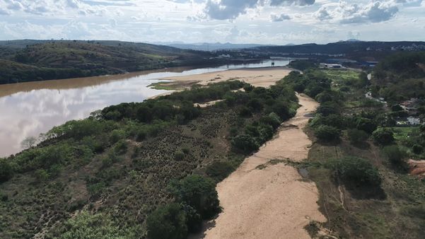 undefined por Heriklis Douglas