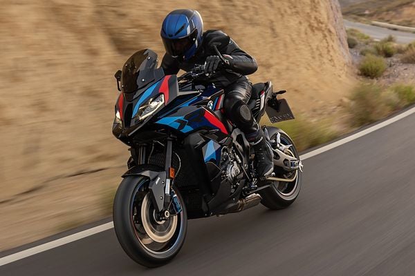 BMW M 1000 XR