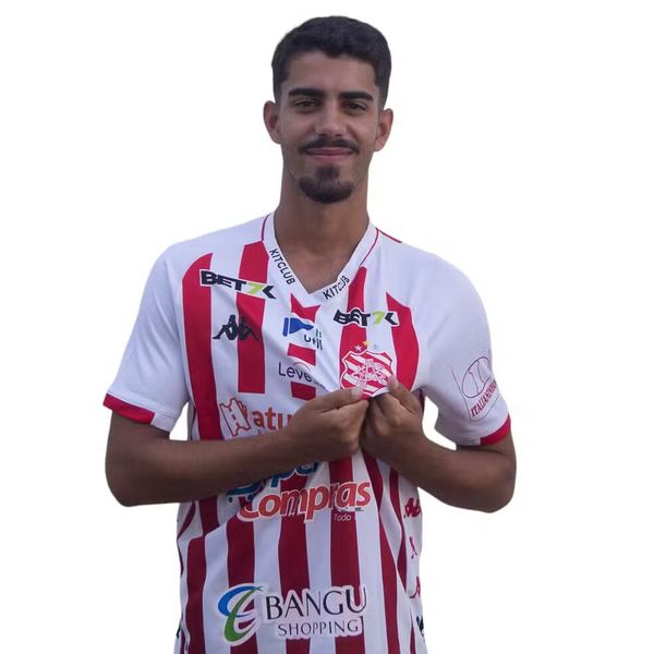 Lucas Loureiro é filho do meia Felipe 'Maestro', ex-Vasco e Flamengo