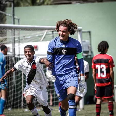 Phillipe Gabriel ficou marcado por ter feito um gol de cabeça nos últimos momentos de uma final contra o Flamengo no Sub-17