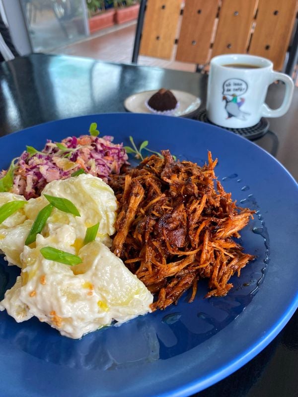 Pulled pork ao molho de café da Kaffa Cafeteria, em Vitória por Kaffa/Divulgação