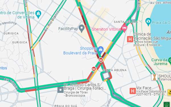 Acidente no cruzamento da Reta da Penha, em Vitória