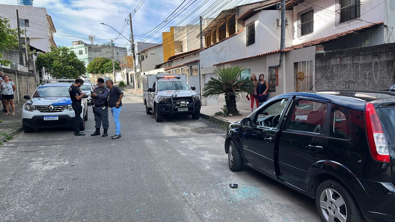 Crime ocorreu na madrugada desta terça-feira (9), na rua Rui Barbosa; polícias Militar e Civil foram acionadas para a ocorrência