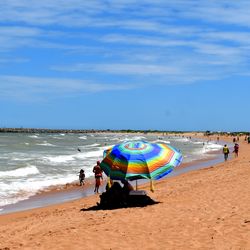 Município concentra 24 dos 30 trechos considerados impróprios entre Serra, Vitória e Vila Velha, segundo boletins mais recentes de balneabilidade