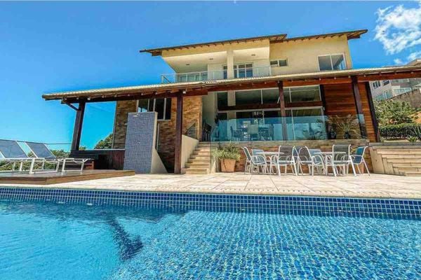 Casa de alto padrão em Iriri, Anchieta