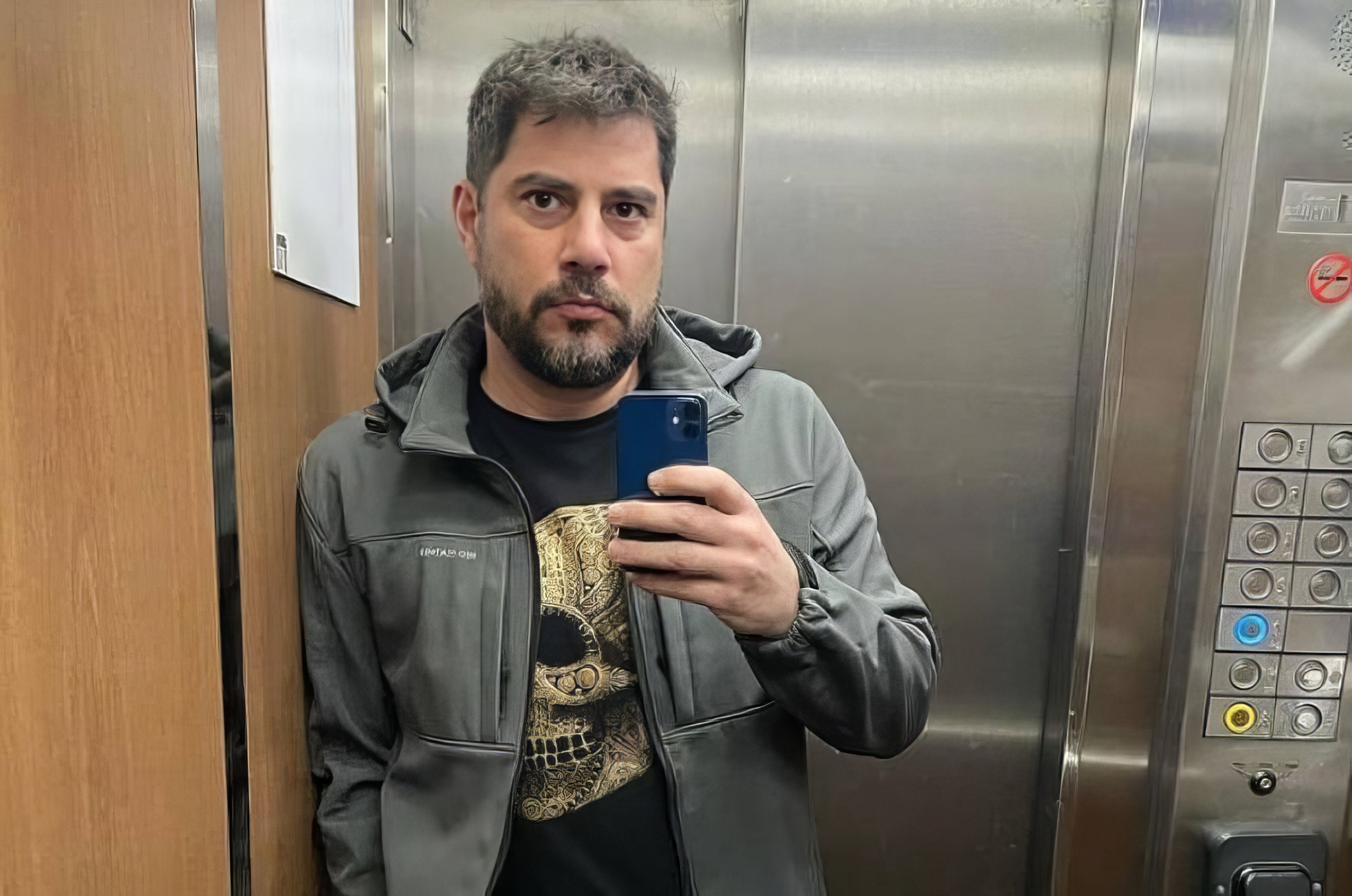 Ex-apresentador da Globo está internado desde a semana passada após ser diagnosticado com problema