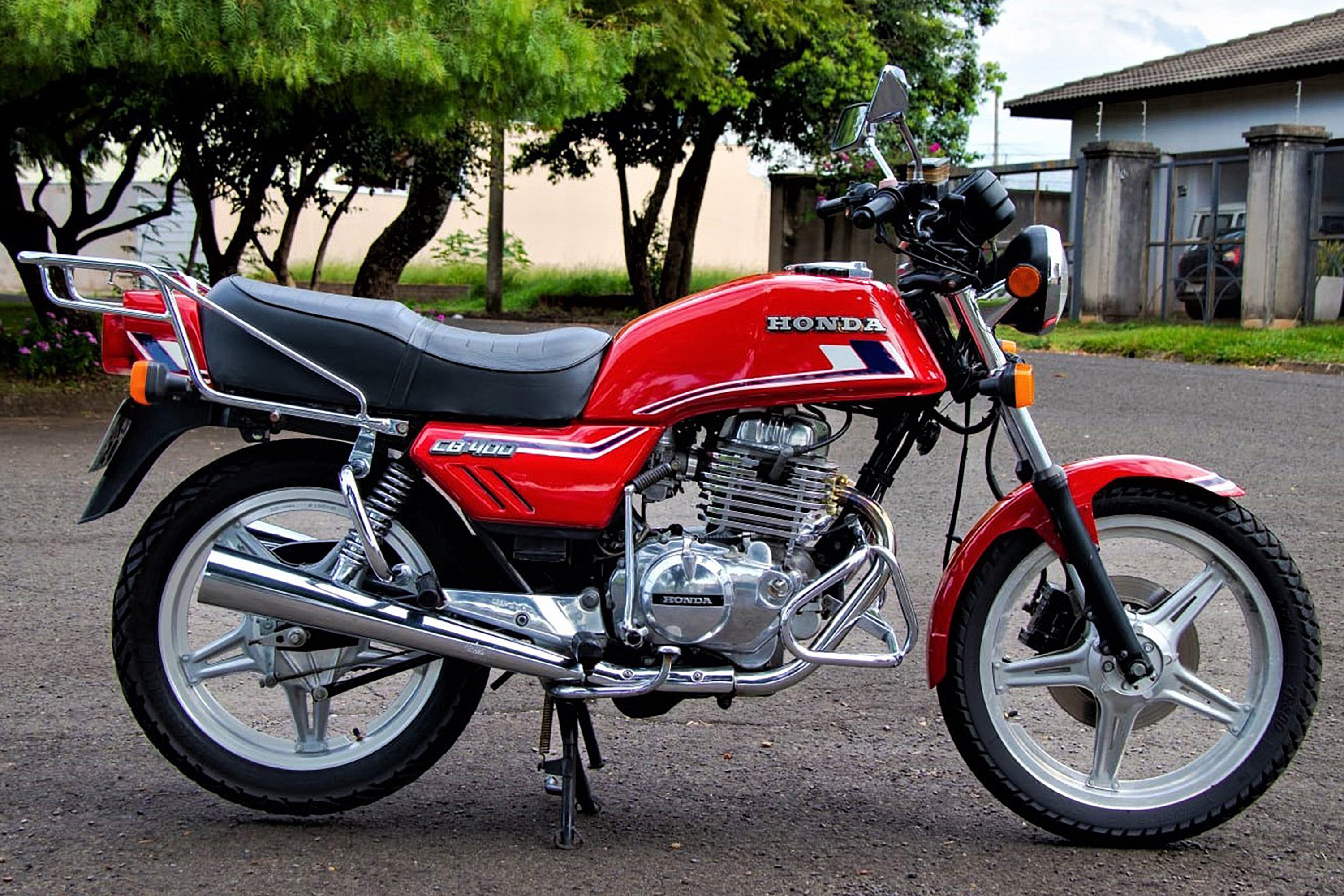 Lançada em 1980, a primeira motocicleta de média cilindrada da montadora japonesa, produzida na Zona France de Manaus, virou o sonho de uma geração