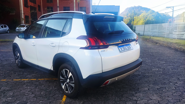 Peugeot 2008 2023