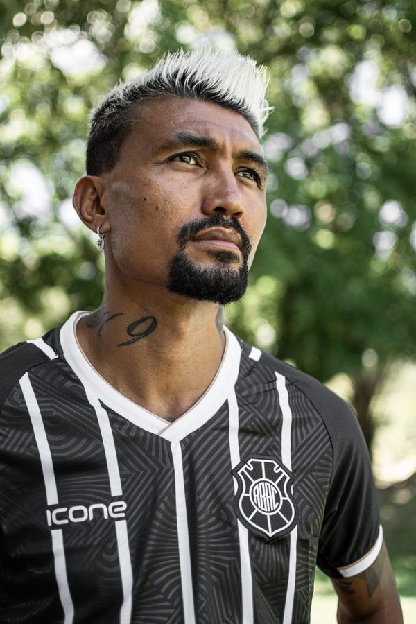 Novos uniformes do Rio Branco para a temporada 2024 por Laila Pecorari/Rio Branco
