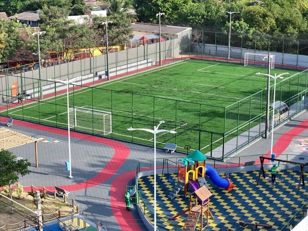 Uma das praças do município que foram revitalizadas por Prefeitura da Serra/Divulgação