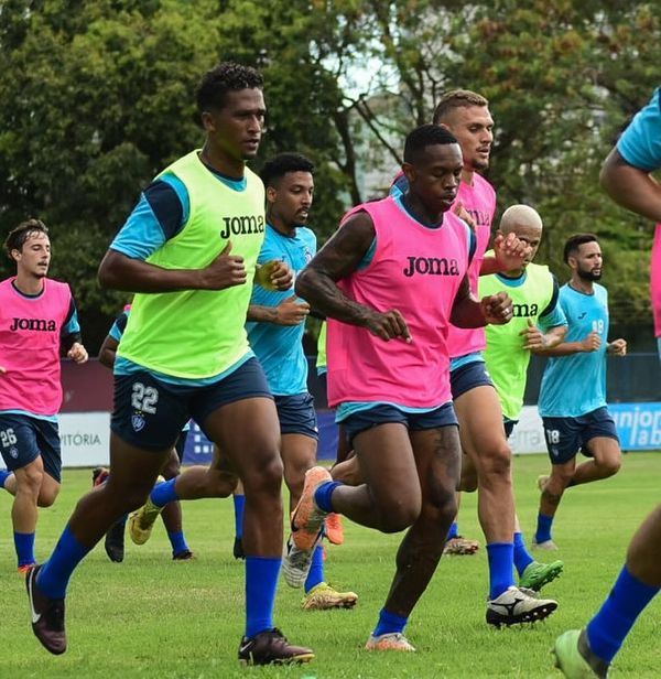 Vitória teve uma grande reformulação no elenco e na comissão técnica