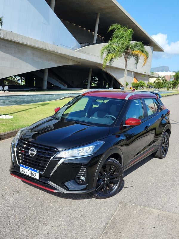 Nissan Kicks XPlay