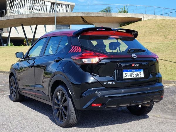 Nissan Kicks XPlay