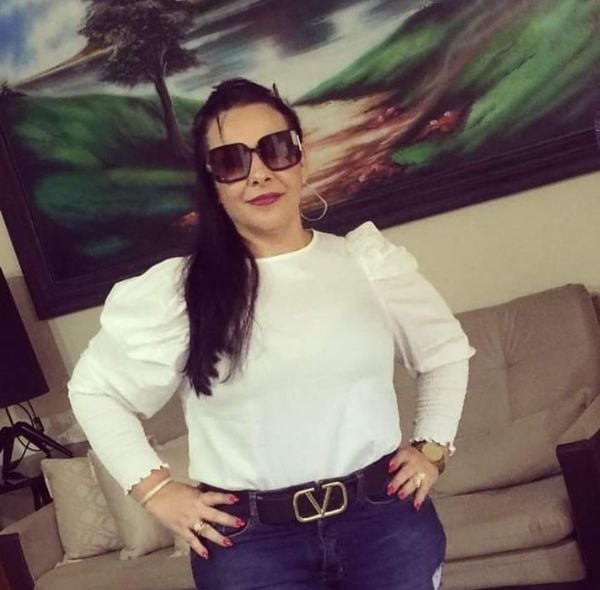Jhose Campos Alves, de 45 anos, denunciada por estelionato contra várias vítimas na Ilha  do Boi e outras cidades do ES por Arquivo pessoal/redes sociais
