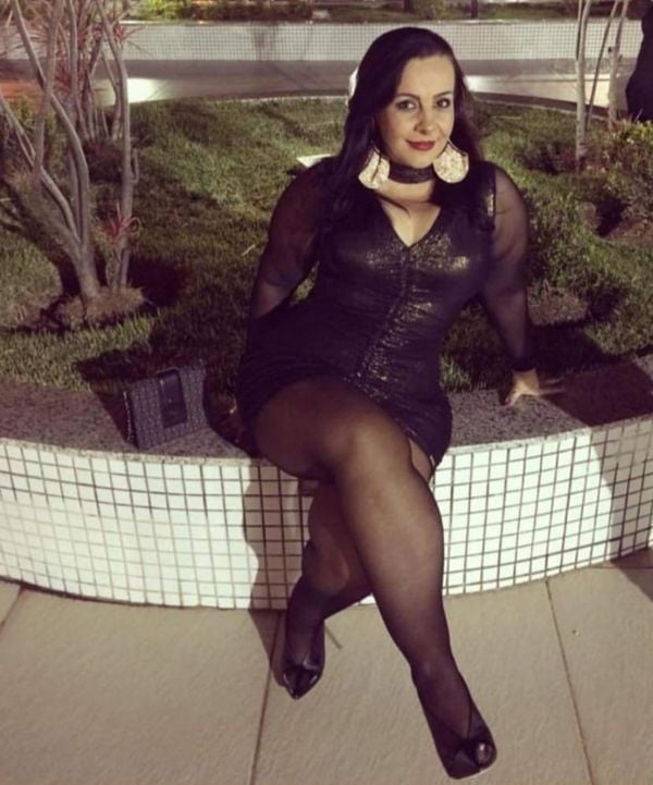 Jhose Campos Alves, de 45 anos, denunciada por estelionato contra várias vítimas na Ilha  do Boi e outras cidades do ES por Arquivo pessoal/redes sociais