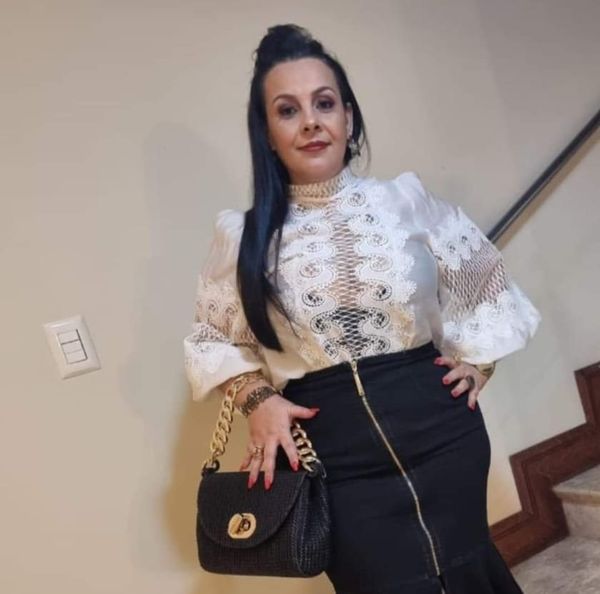 Jhose Campos Alves, de 45 anos, denunciada por estelionato contra várias vítimas na Ilha  do Boi e outras cidades do ES