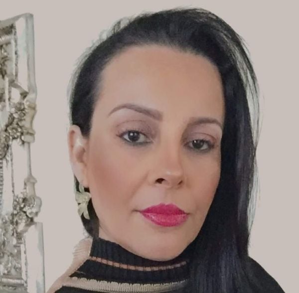 Jhose Campos Alves, de 45 anos, denunciada por estelionato contra várias vítimas na Ilha  do Boi e outras cidades do ES por Arquivo pessoal/redes sociais