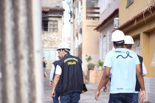 Supermercado de Vila Velha onde o teto desabou é autuado pelo Crea-ES por Divulgação | Crea-ES