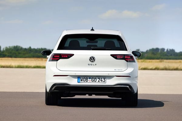 O Golf terá nove opções de motorização, incluindo híbridas por Volkswagen/Divulgação