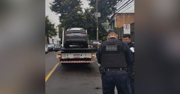 Informação de que o veículo estaria em solo capixaba veio da Polícia Rodoviária Federal; Guarda Municipal localizou automóvel na Avenida Fernando Ferrari