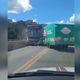 Imagem - Trailer de lanches se solta de veículo e atinge ônibus em Colatina