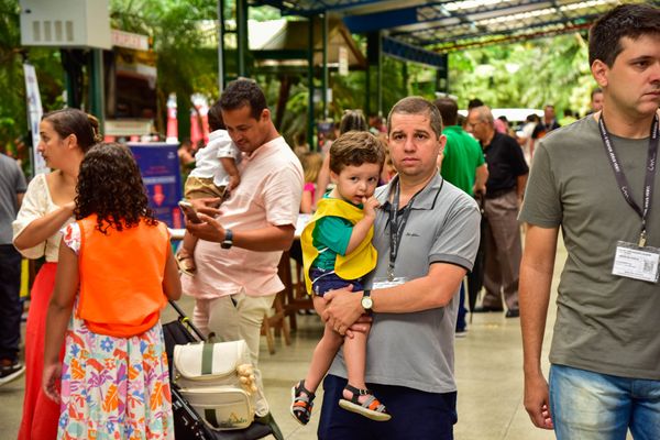 Famílias participam de toda a programação do seminário por Rodrigo Gavini