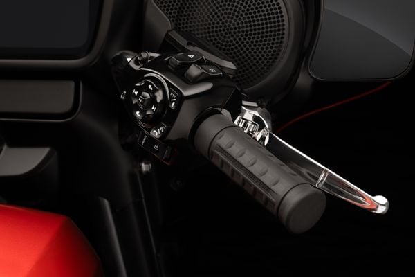 Harley-Davidson Street Glide por Harley-Davidson/Divulgação
