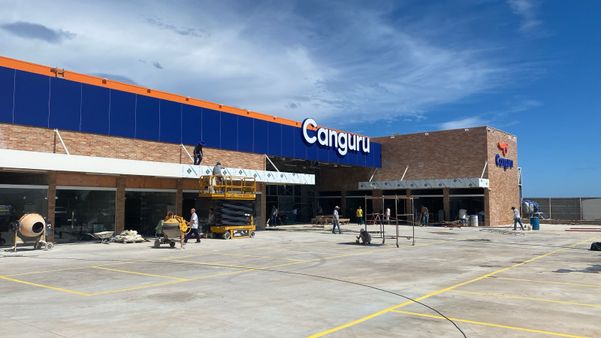 Nova loja do Canguru Supermercados, em Jacaraípe, Serra