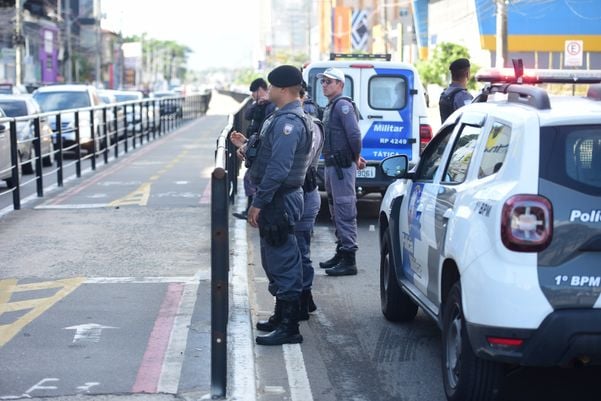 Protesto na Avenida Leitão da Silva, em Vitória por Ricardo Medeiros