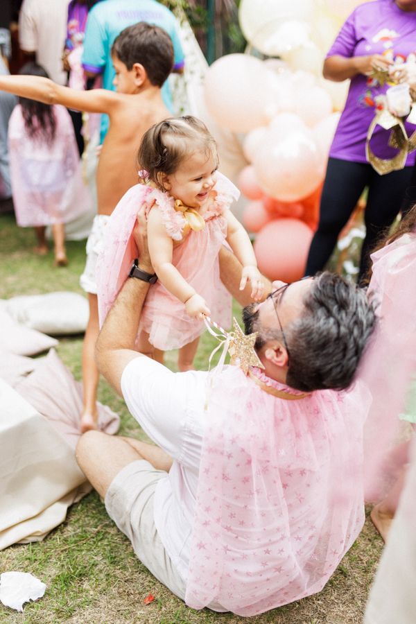  Sofia e Fábio Portela celebram o primeiro aniversário de Ana